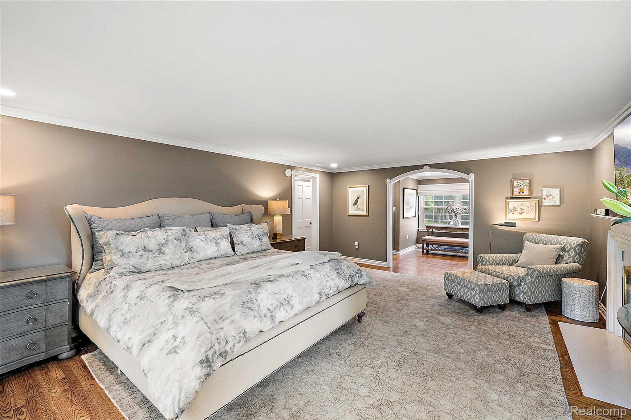 232 Guilford Road Bloomfield Hills, MI 48304 - Photo 18 of 47 232 Guilford-98.jpg