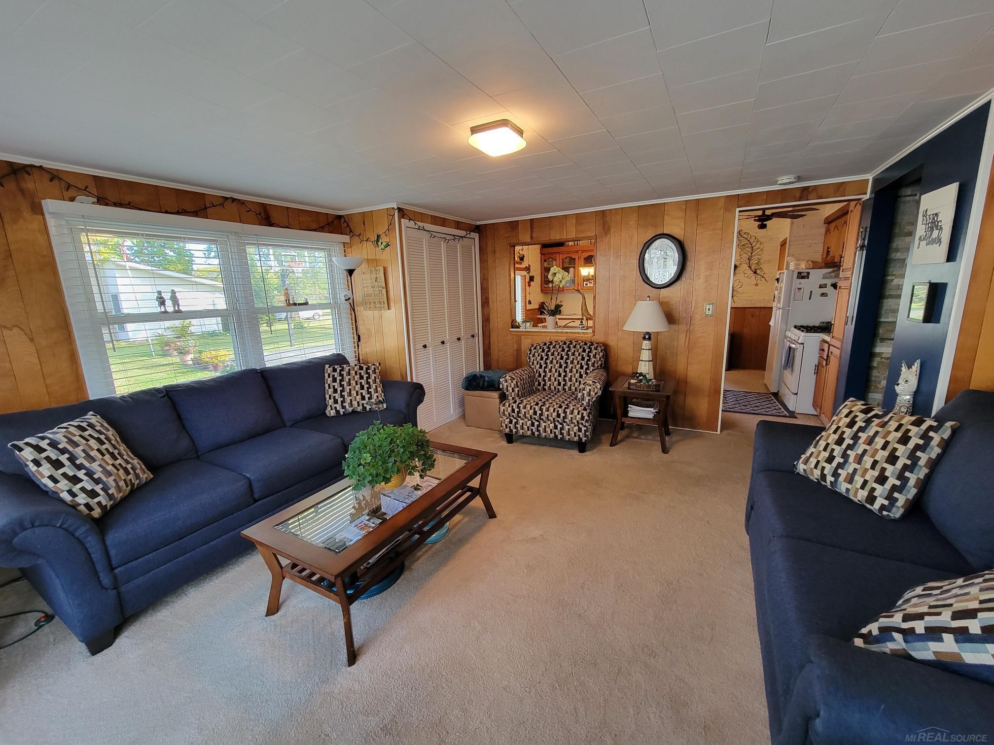 7469 Birchtree Road Lexington, MI 48450 - Photo 15 of 40 50092235-14.JPG