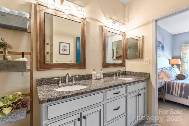 $420,000 | 18009 Kings Point Drive, Unit M, Cornelius, NC 28031