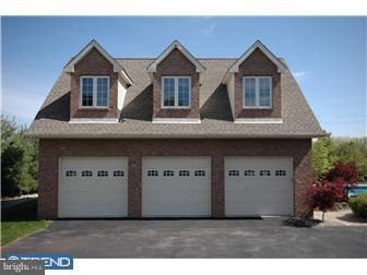4638 Curly Hill Road Doylestown, PA 18902 - Photo 11 of 12 Garage