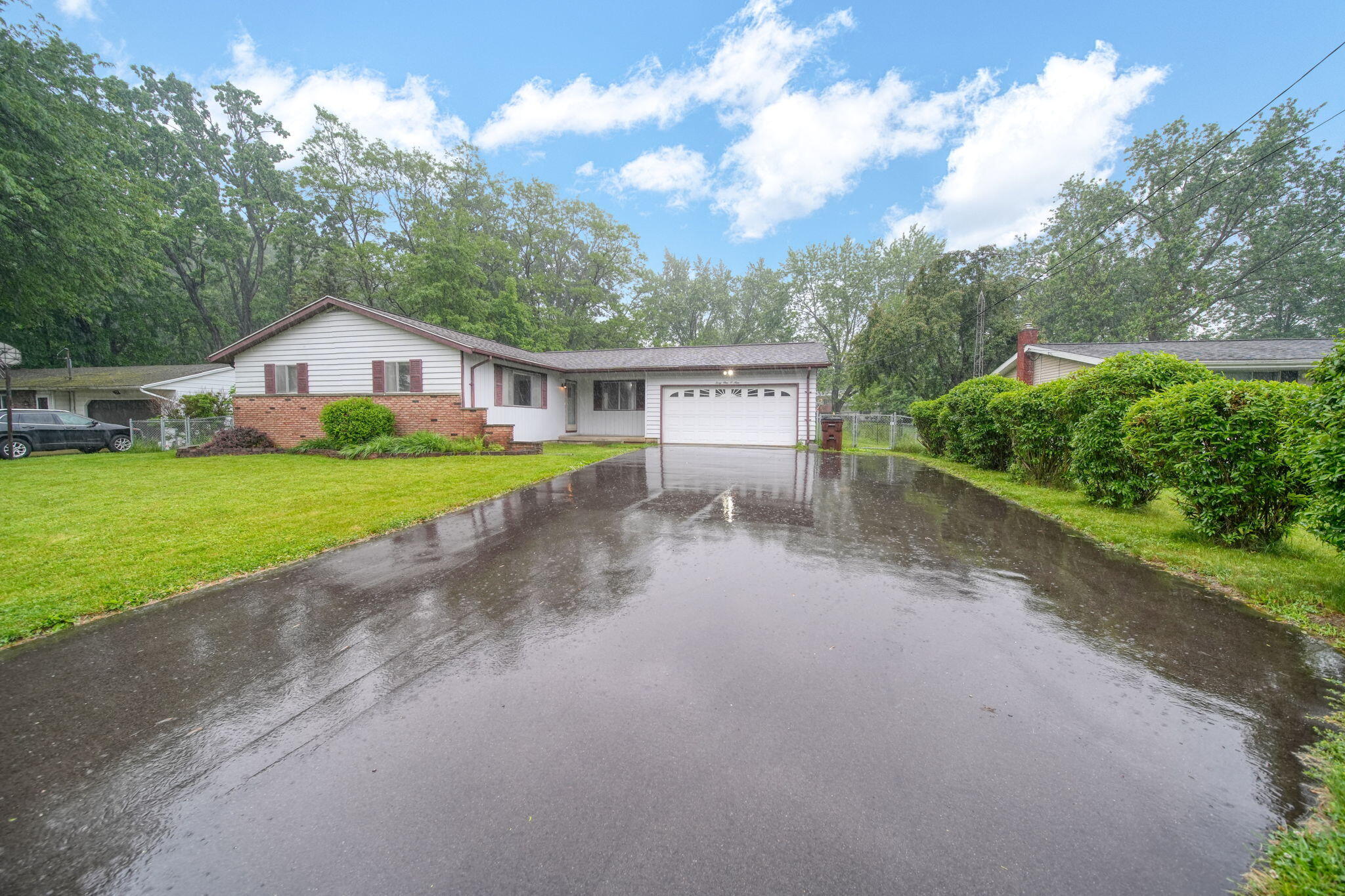 4109 Spring Arbor Road Jackson, MI 49201 - Photo 3 of 42 3-web-or-mls-DSC05627_HDR