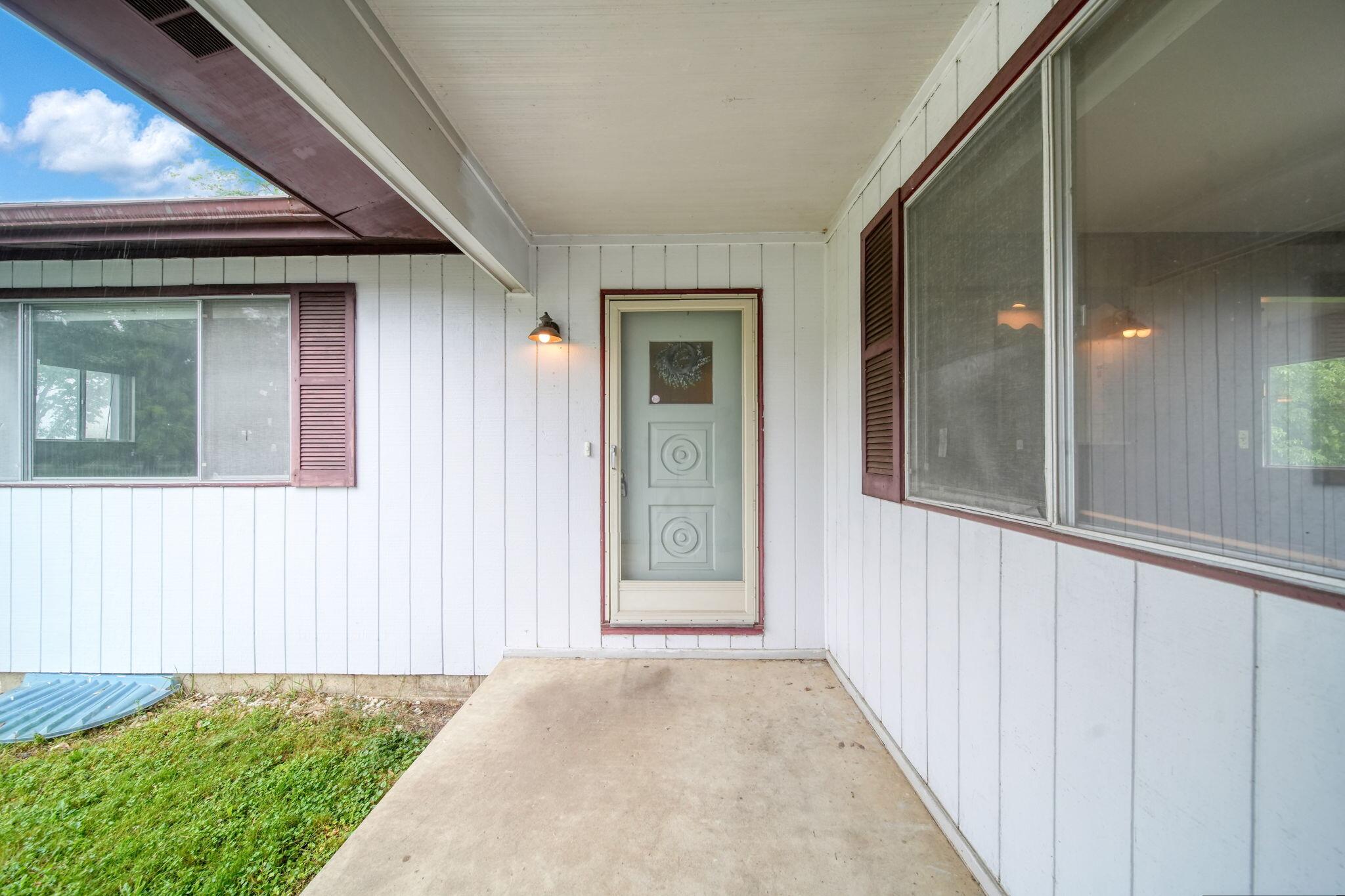 4109 Spring Arbor Road Jackson, MI 49201 - Photo 6 of 42 6-web-or-mls-DSC05612_HDR