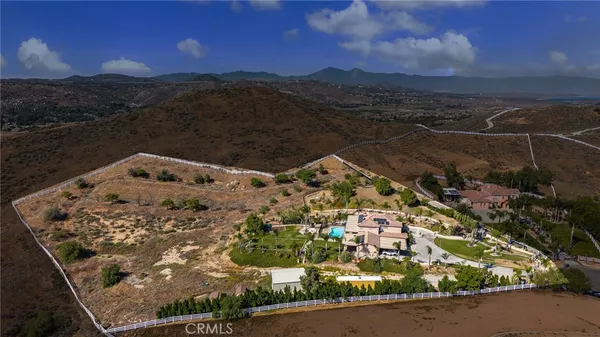 $1,525,000 | 18936 Summer Leaf Lane, Riverside, CA 92504