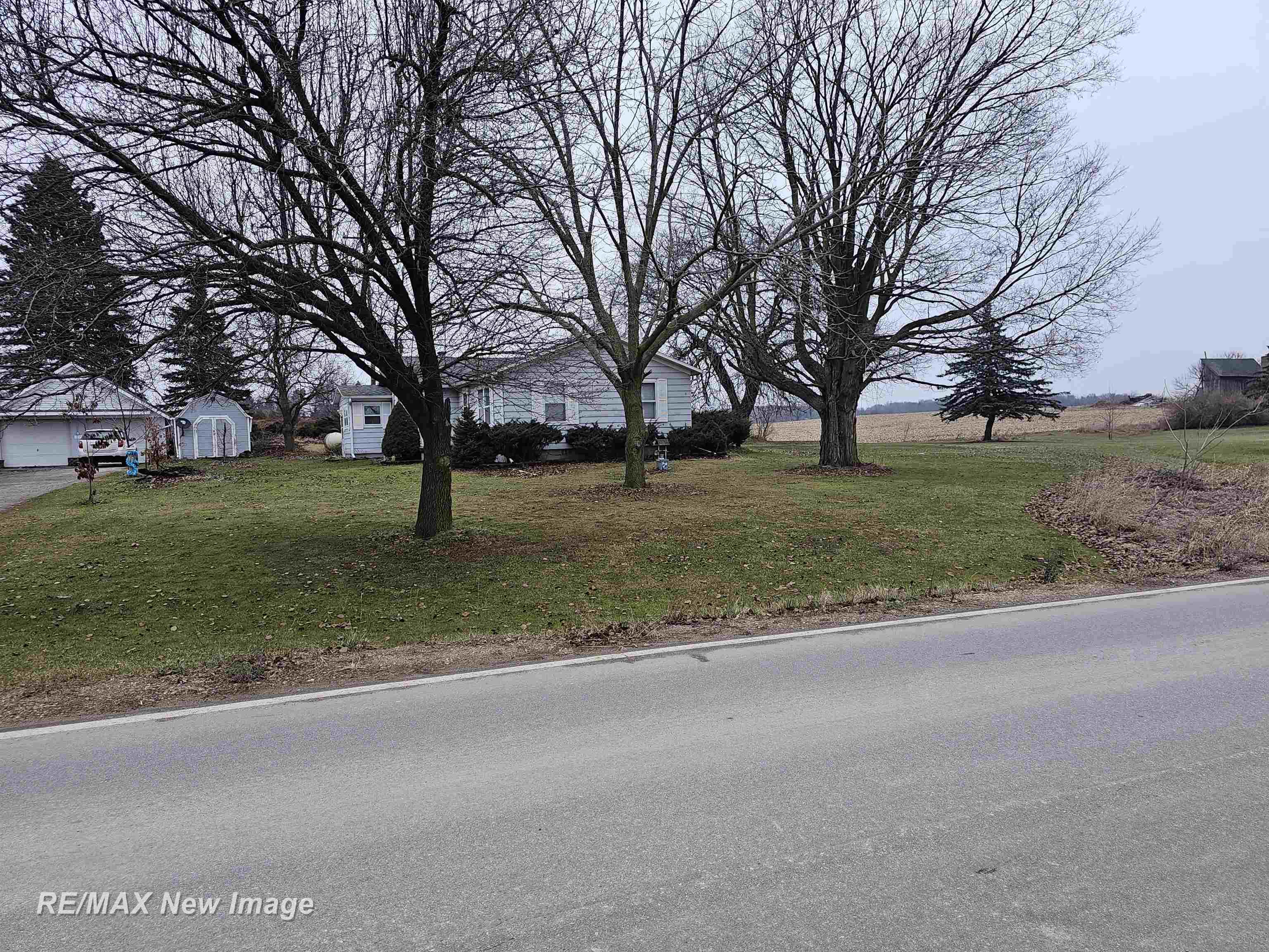 3511 Phelps Lake Road Mayville, MI 48744 - Photo 2 of 44 50131275-e568d115-316e-4b15-9fa4-f619909dab0c.JPG