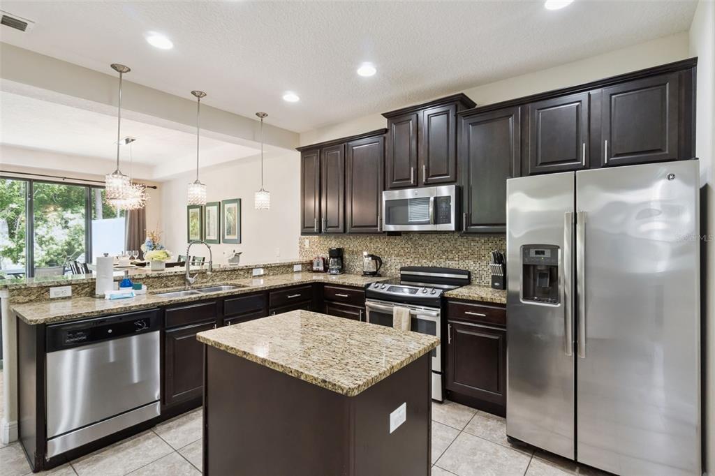 8137 Roseville Road Davenport, FL 33896 - Photo 4 of 19