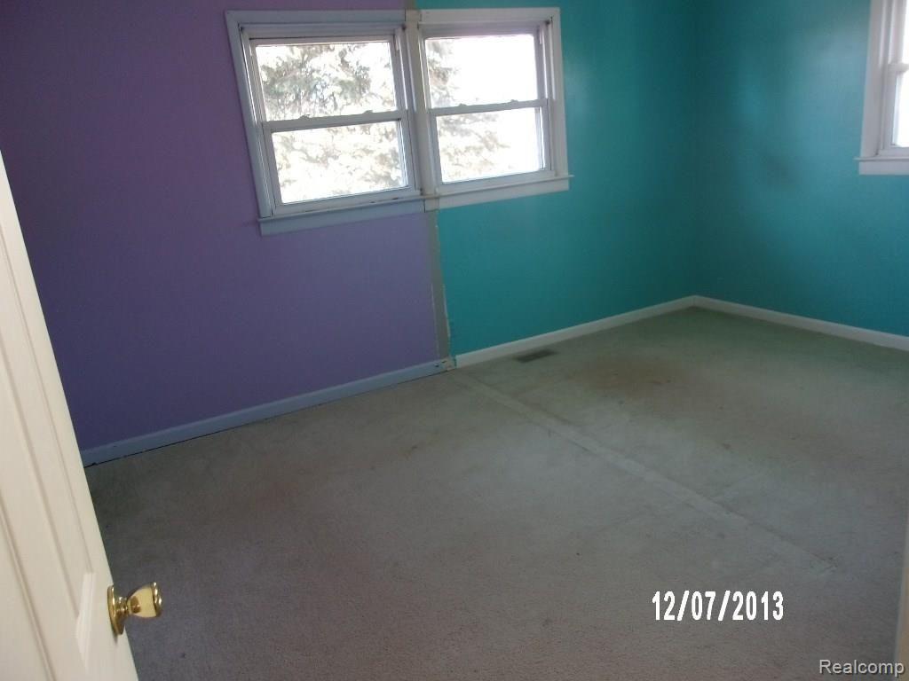50780 Cedargrove Road Utica, MI 48317 - Photo 8 of 10 BEDROOM 2.jpg