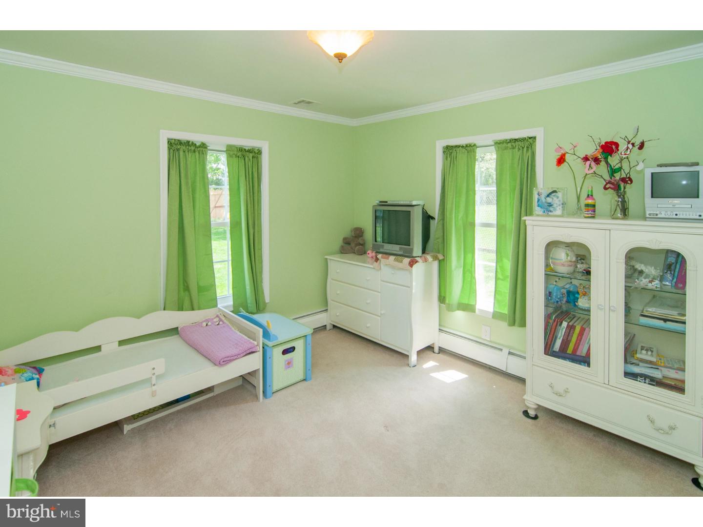 45 Spicebush Road Levittown, PA 19056 - Photo 17 of 25 Bedroom 3