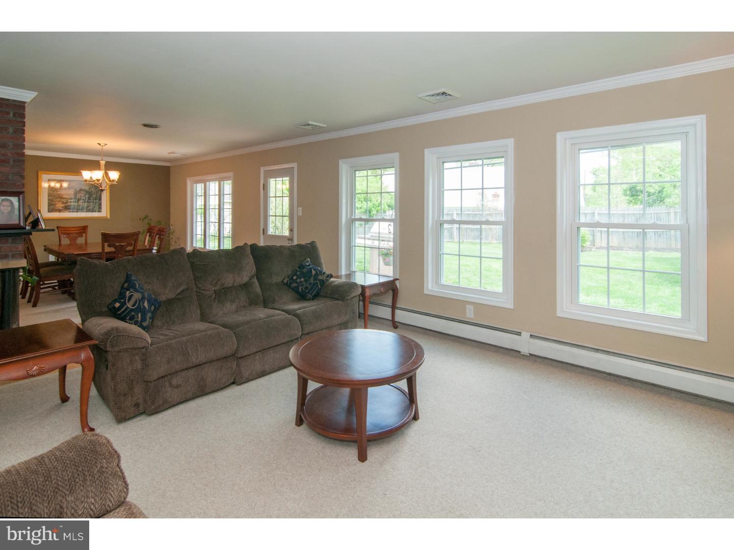 45 Spicebush Road Levittown, PA 19056 - Photo 4 of 25 Living Room
