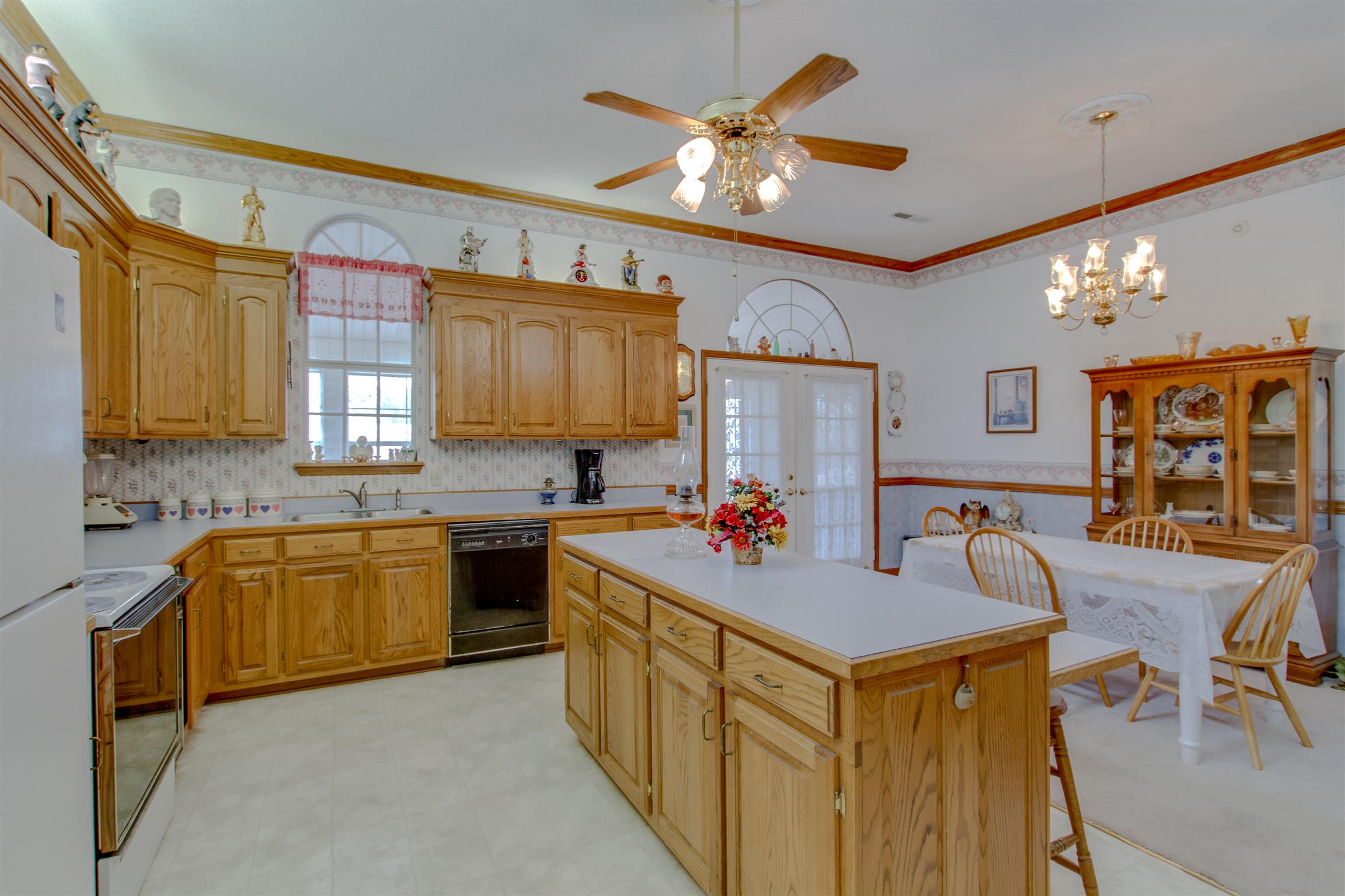 2284 Murray-Kittrell Road Readyville, TN 37149 - Photo 13 of 30 Eat in kitchen features solid oak cabinets, an island and large pantry