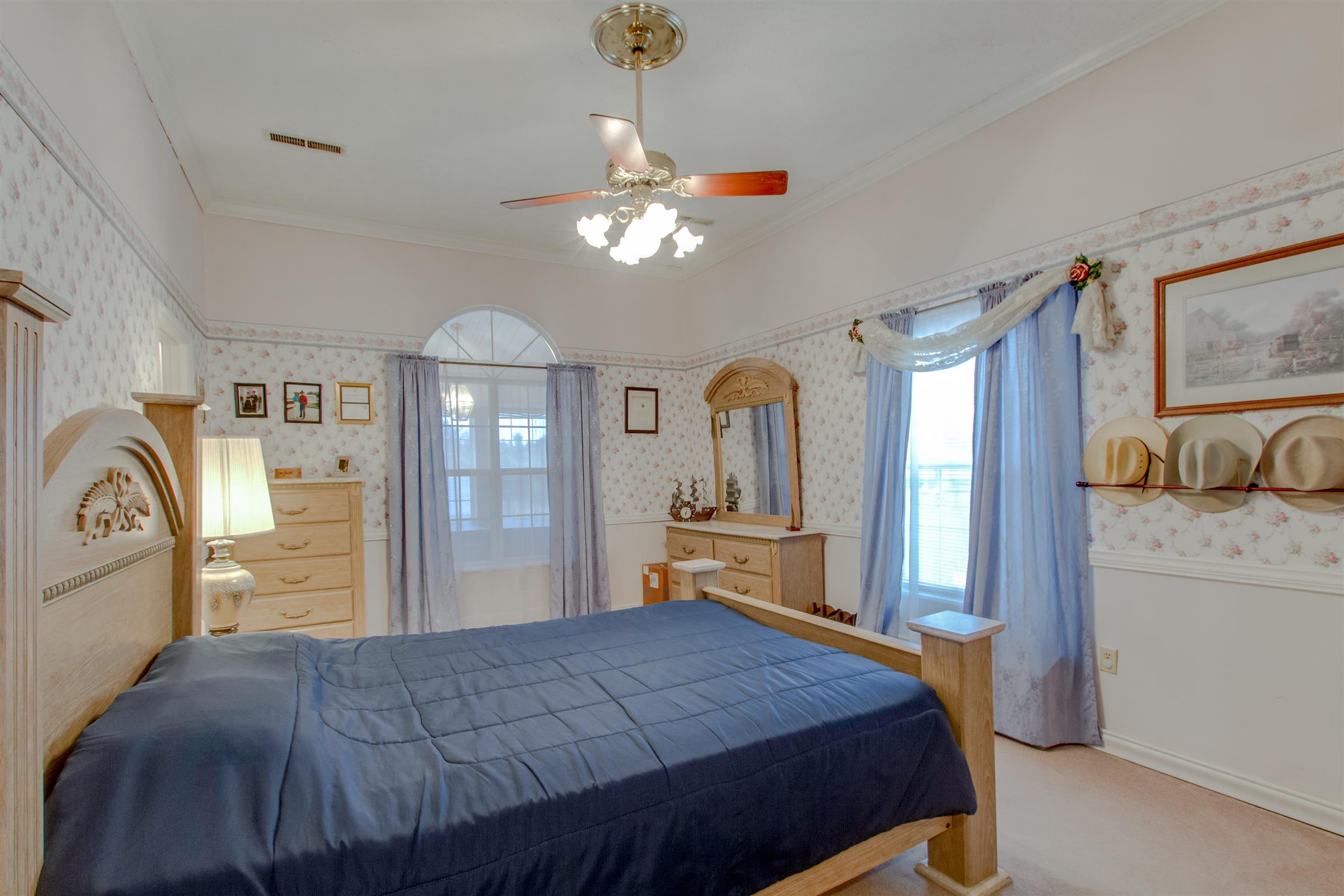 2284 Murray-Kittrell Road Readyville, TN 37149 - Photo 18 of 30 Master bedroom