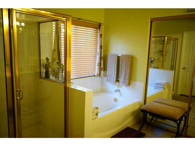 206 Camelback Ridge Avenue Henderson, NV 89012 - Photo 10 of 15 Property Photo.