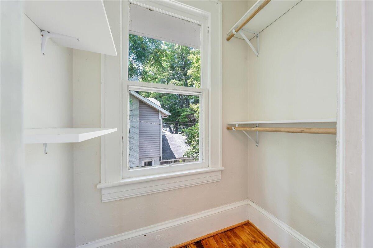 2622 Tillett Road Southwest Roanoke, VA 24015 - Photo 27 of 35 25-MIB08036