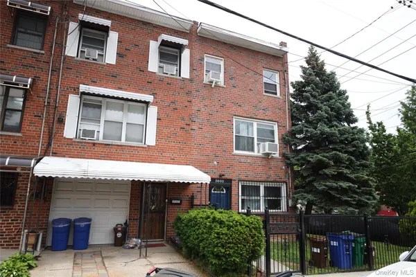 $679,000 | 3000 Wickham Avenue | Baychester