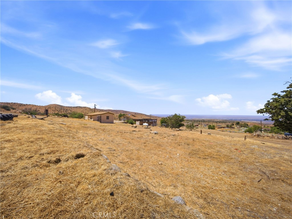 29935 Maypath Road Juniper Hills, CA 93543 - Photo 49 of 65