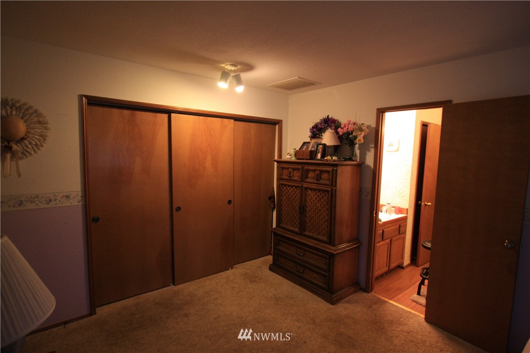 46044 Southeast Edgewick Road North Bend, WA 98045 - Photo 12 of 23