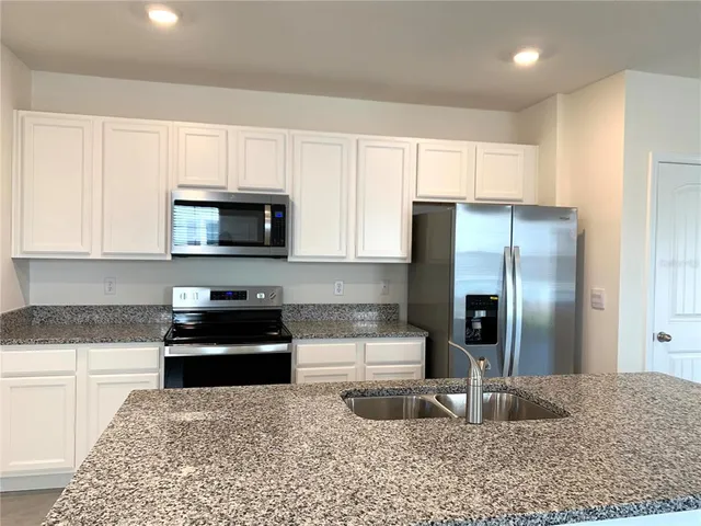 $2,700 | 13118 Bounty Avenue, Winter Garden, FL 34787