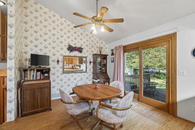 $400,000 | 1311 Fallbrook Lane, Woodbury, MN 55125