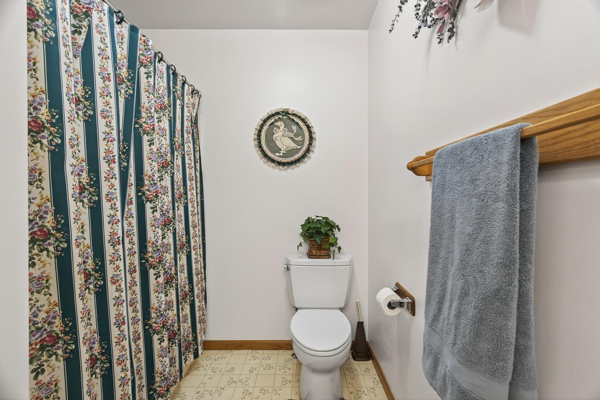 1311 Fallbrook Lane Woodbury, MN 55125 - Photo 16 of 34