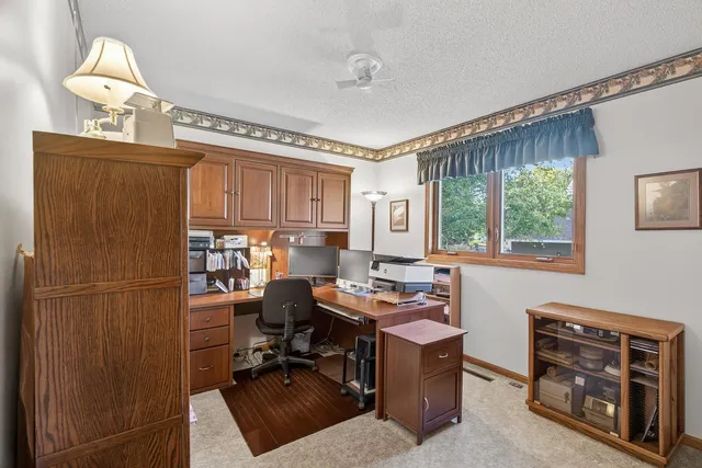 $400,000 | 1311 Fallbrook Lane, Woodbury, MN 55125