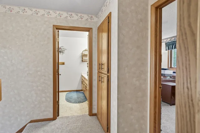 $400,000 | 1311 Fallbrook Lane, Woodbury, MN 55125