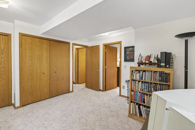 $400,000 | 1311 Fallbrook Lane, Woodbury, MN 55125