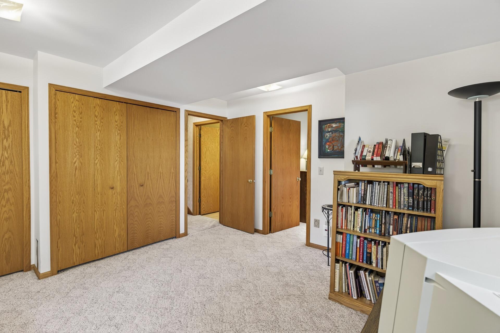 1311 Fallbrook Lane Woodbury, MN 55125 - Photo 27 of 34