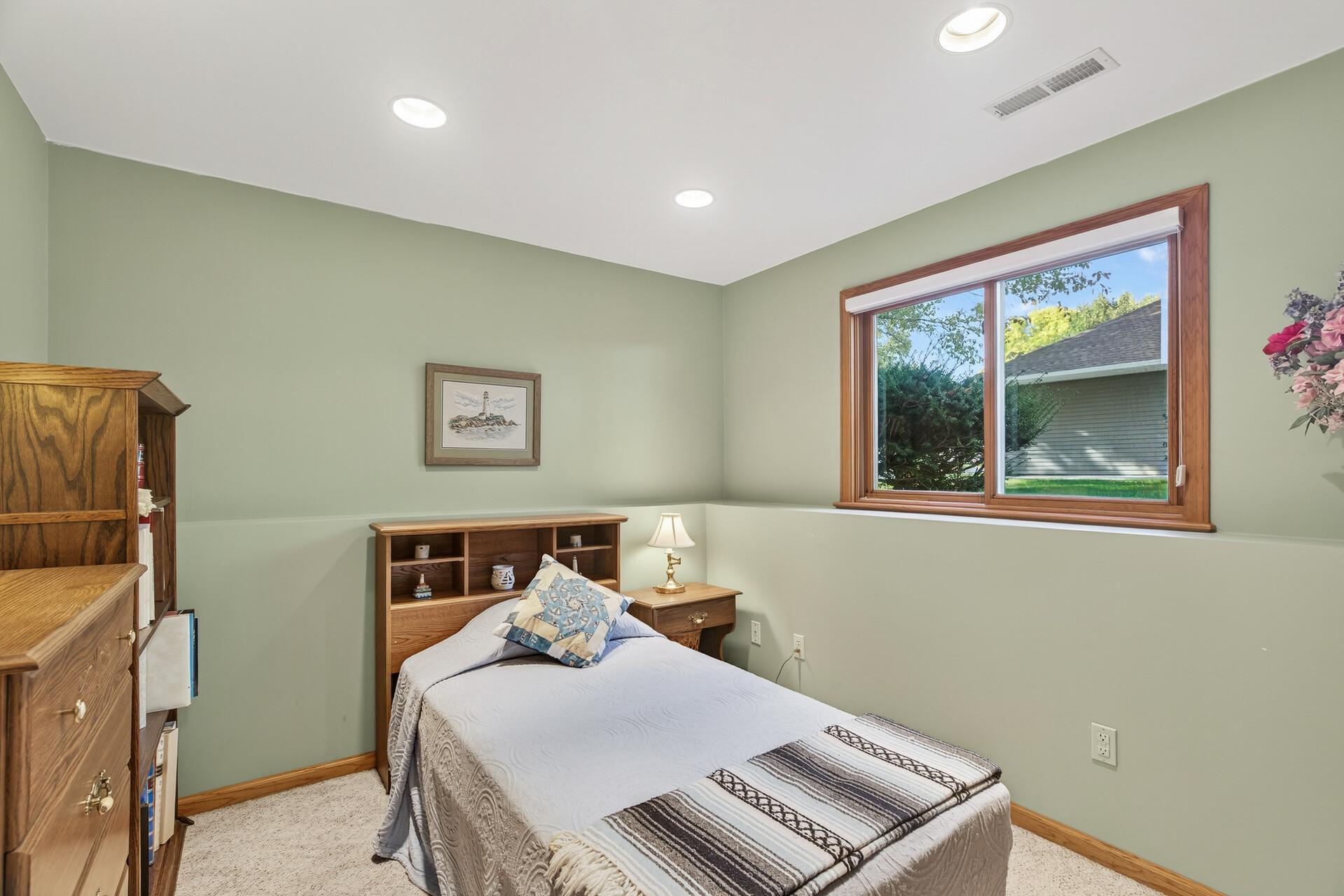 1311 Fallbrook Lane Woodbury, MN 55125 - Photo 28 of 34