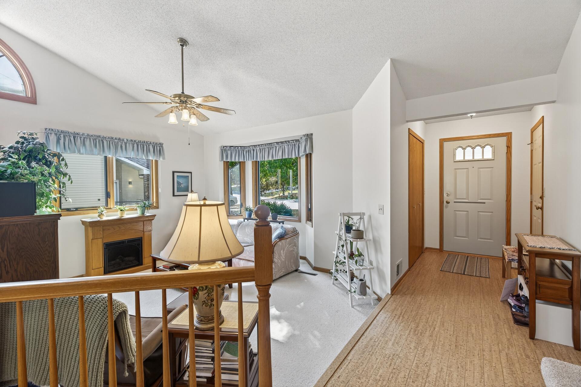 1311 Fallbrook Lane Woodbury, MN 55125 - Photo 6 of 34