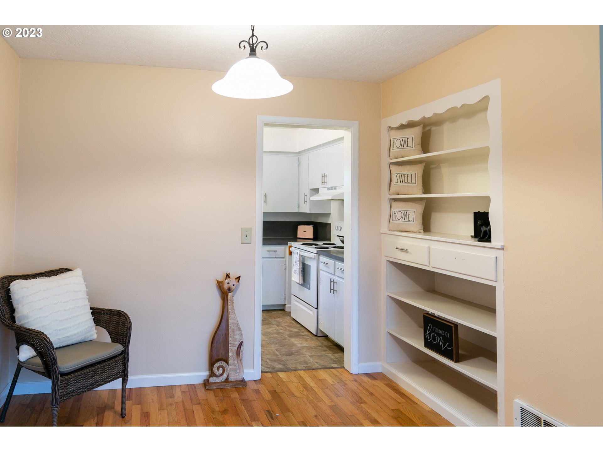 1175 Centennial Boulevard Springfield, OR 97477 - Photo 5 of 19 Gallery Image 5