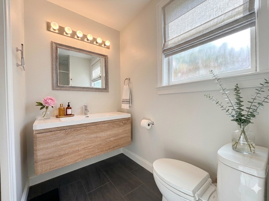 29 Goldsmith Street, Unit 2 Boston, MA 02130 - Photo 9 of 24