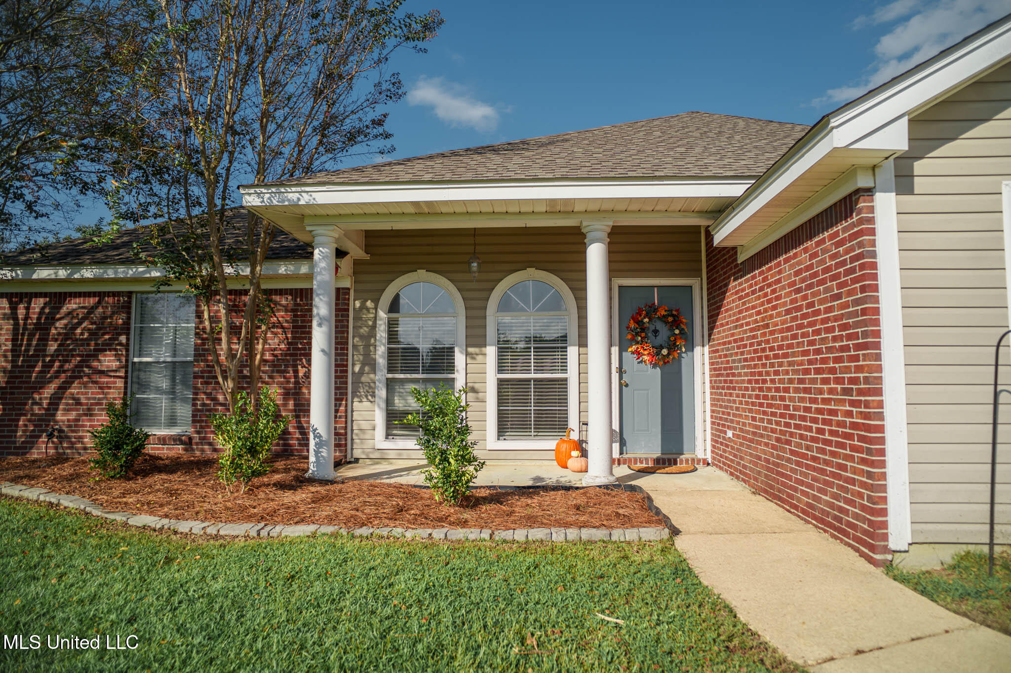 424 Timber Ridge Way Brandon, MS 39047 - Photo 2 of 28 DSC08841