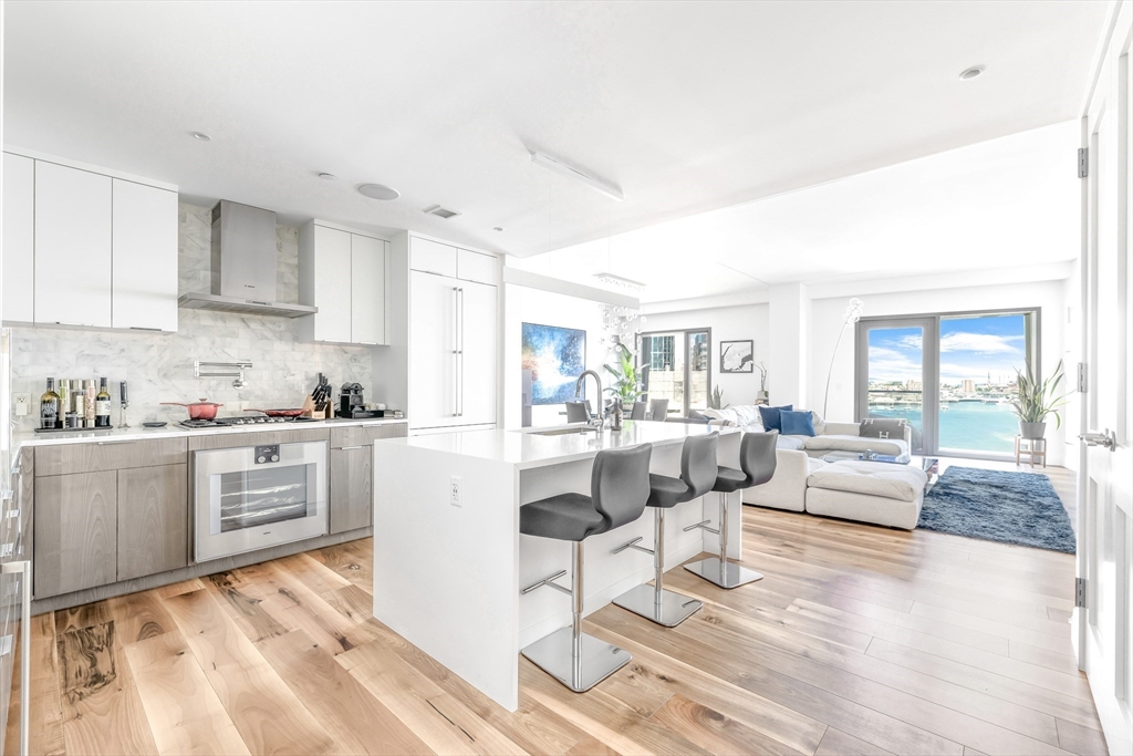 300 Pier 4 Blvd., Unit 8A Boston, MA 02210 - Photo 2 of 39