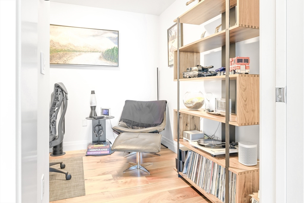 300 Pier 4 Blvd., Unit 8A Boston, MA 02210 - Photo 22 of 39