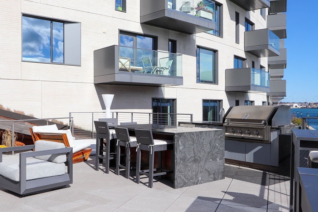 300 Pier 4 Blvd., Unit 8A Boston, MA 02210 - Photo 25 of 39