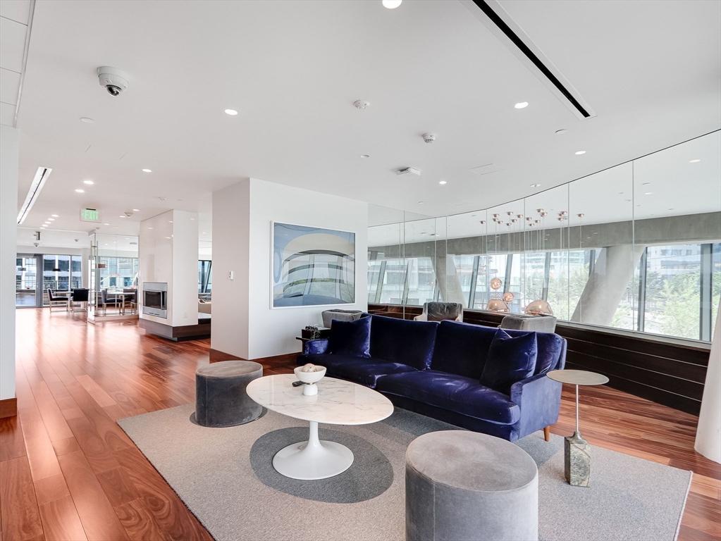 300 Pier 4 Blvd., Unit 8A Boston, MA 02210 - Photo 31 of 39