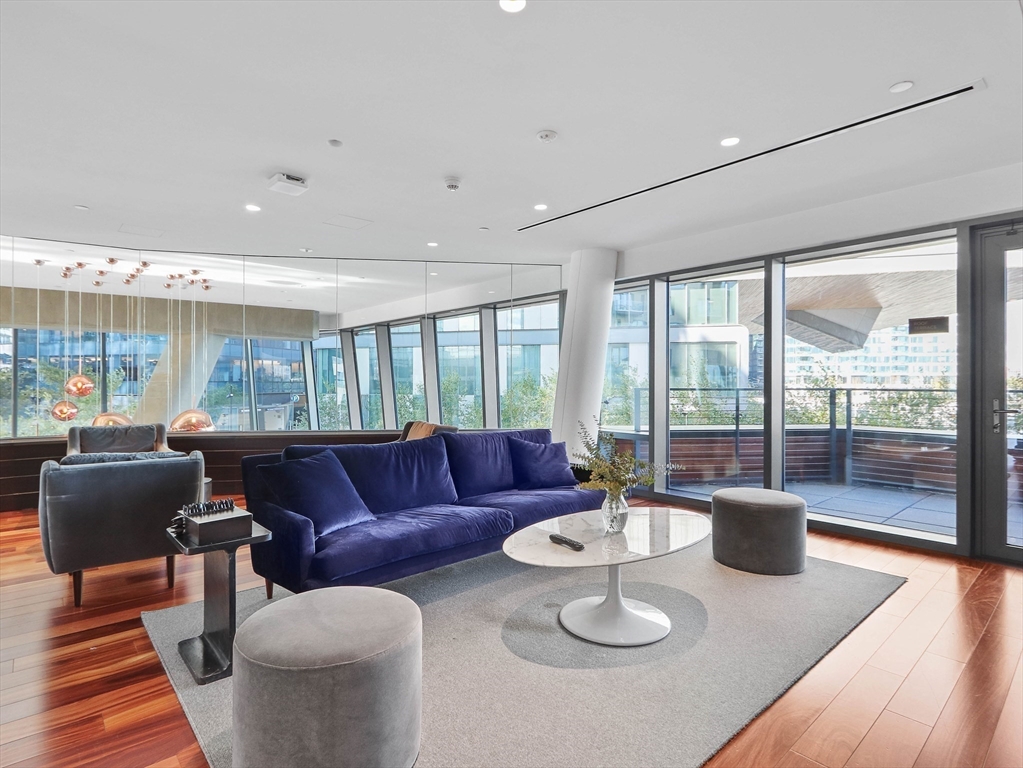 300 Pier 4 Blvd., Unit 8A Boston, MA 02210 - Photo 34 of 39