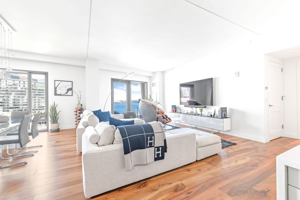300 Pier 4 Blvd., Unit 8A Boston, MA 02210 - Photo 4 of 39