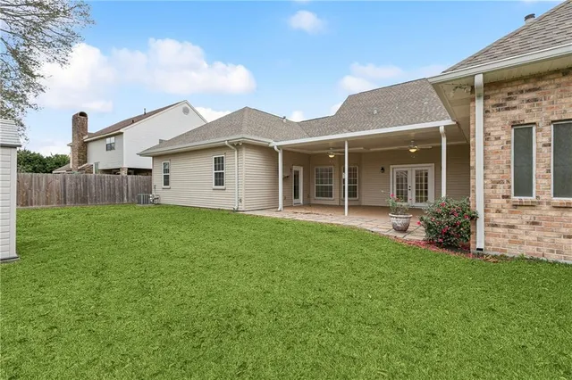 $565,000 | 6 Briarfield Drive, Marrero, LA 70072