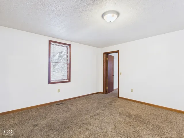 $140,000 | 687 West Mill Street, Middletown, IN 47356