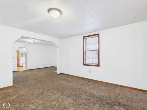 $135,000 | 687 West Mill Street, Middletown, IN 47356