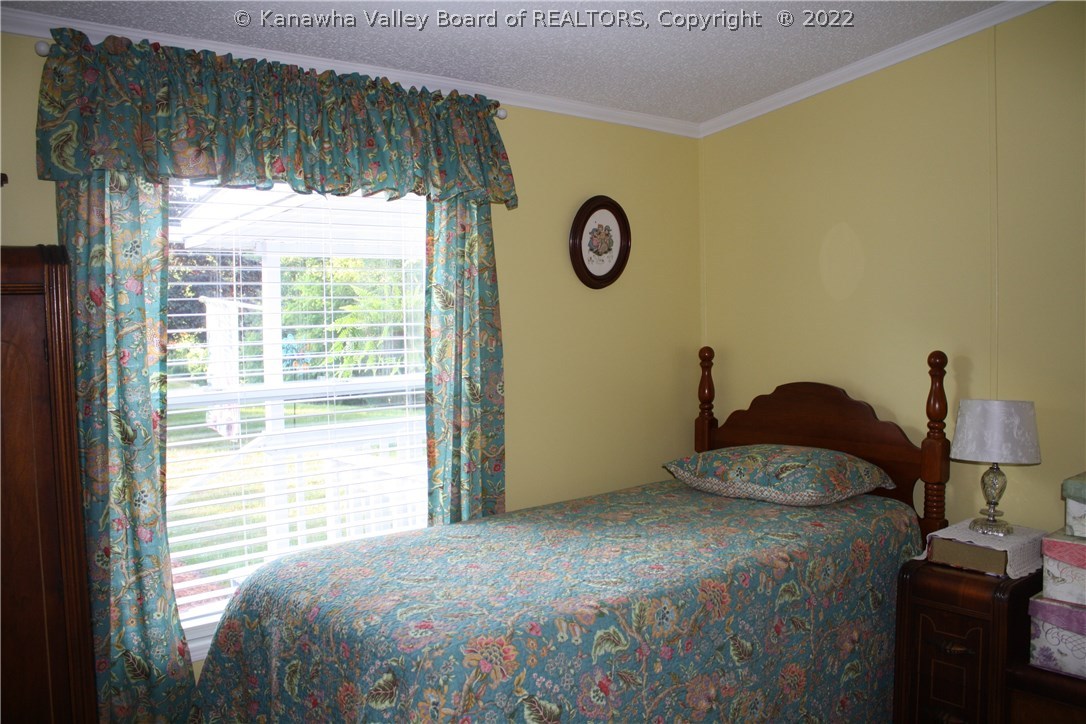 249 White Pine Road Kenna, WV 25248 - Photo 19 of 26 Spare bedroom