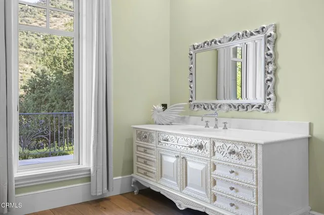 $8,799,000 | 2112 Trentham Road, Westlake Village, CA 91361