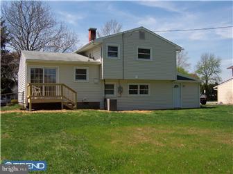 704 South Harmony Road Newark, DE 19713 - Photo 7 of 9 Exterior Back