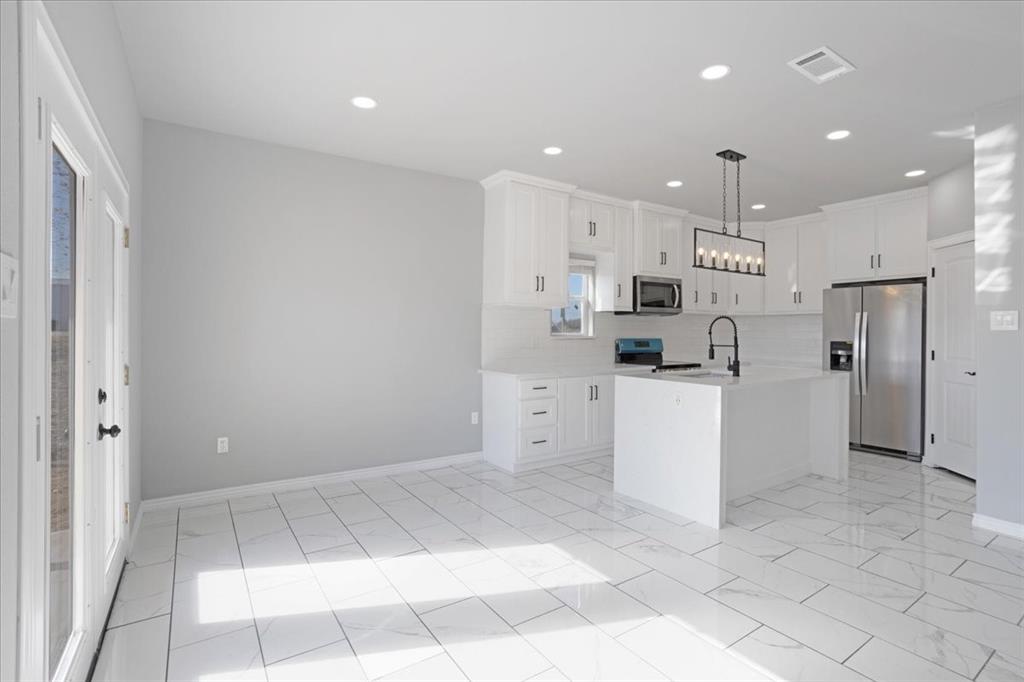 300 Private Road Honey Grove, TX 75446 - Photo 20 of 40 Gallery Image 20