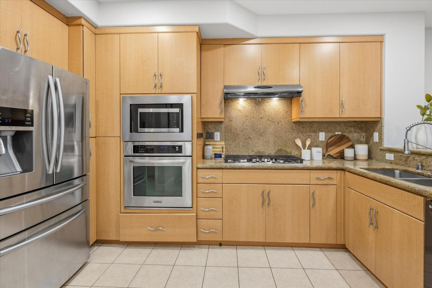 4245 Rickeys Way, Unit D Palo Alto, CA 94306 - Photo 7 of 31