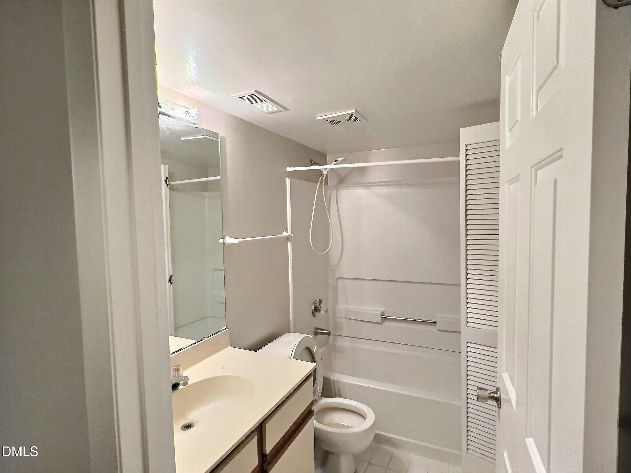 3803 Chimney Ridge Place, Unit 3 Durham, NC 27713 - Photo 7 of 13 exposio_133192755