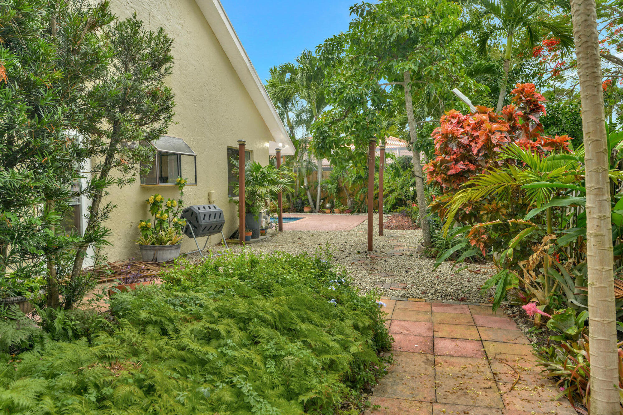 2649 Northwest 28th Terrace Boca Raton, FL 33434 - Photo 34 of 35 Abtahi2 sideyard