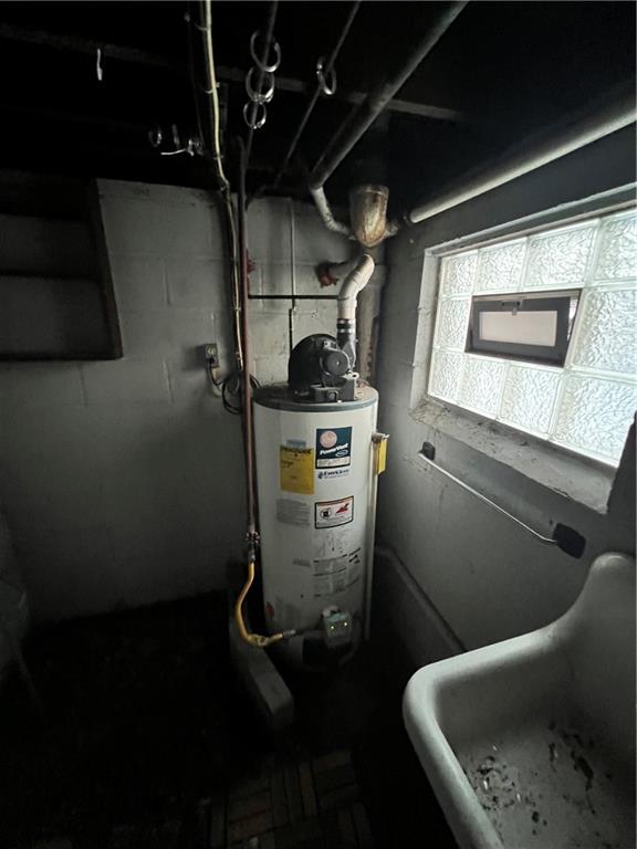 466 Broad Street Washington, PA 15301 - Photo 8 of 11 a view of storage and utility room