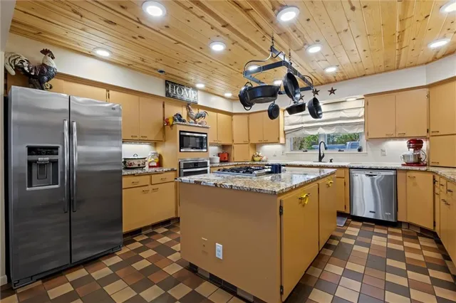 $499,000 | 402 Lees Cir Drive, Fort Scott, KS 66701