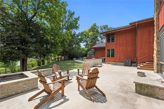 $499,000 | 402 Lees Cir Drive, Fort Scott, KS 66701